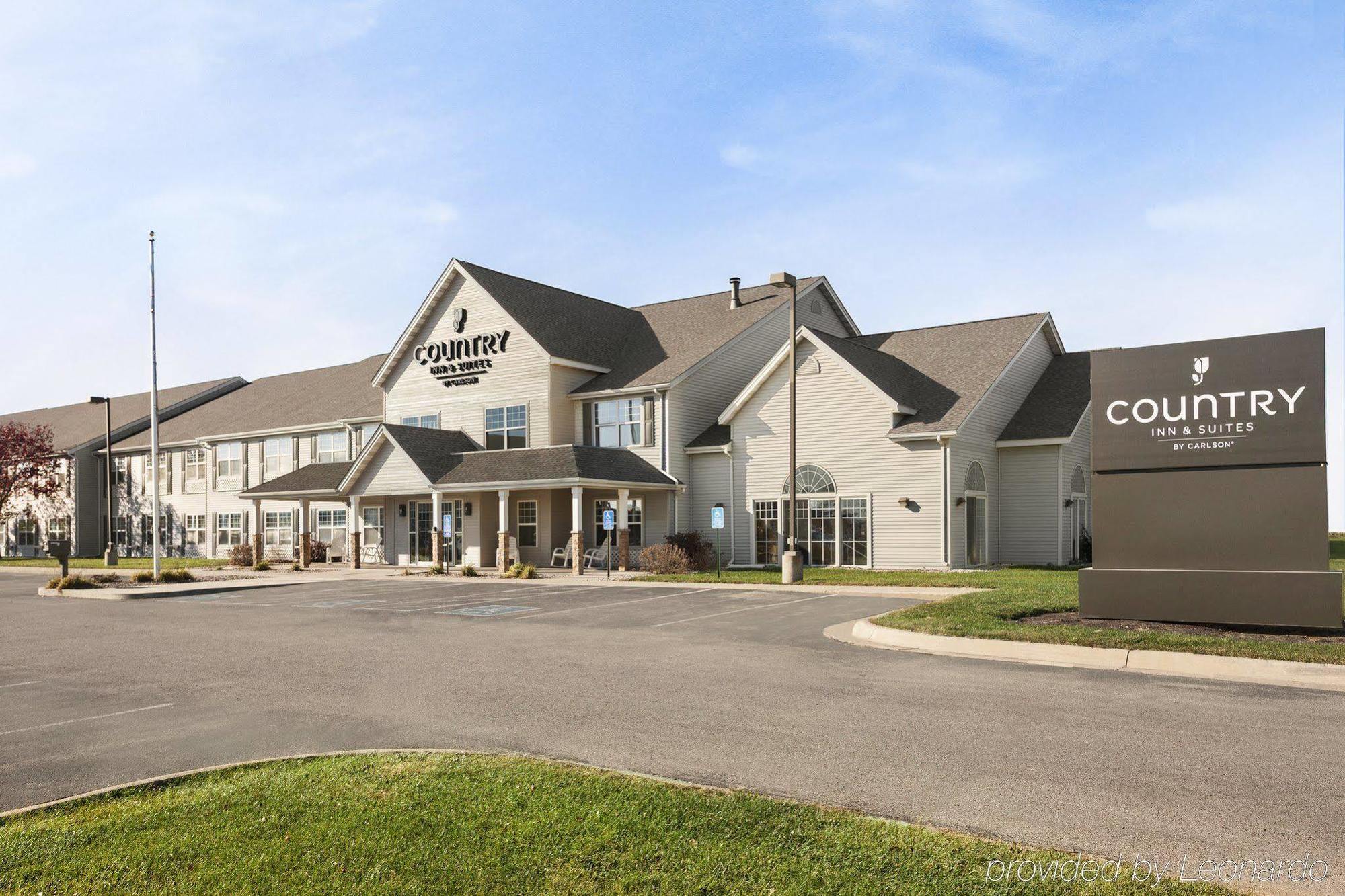 Country Inn & Suites By Radisson, Fort Dodge, Ia Esterno foto